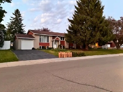 3 bedroom upper unit