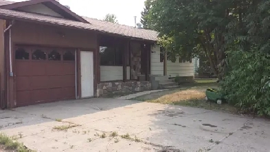3 Bedroom House in Grimshaw