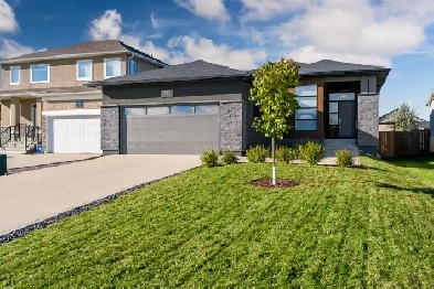 House for Sale: 10 Blackheath Close, River Park South