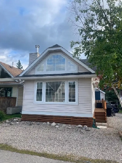 Waskesiu Cabin and Lot