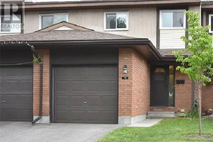 Nov 1 - 3 Bed 2.5 Bath 1 Den 1 Garage Town Kanata EOM School