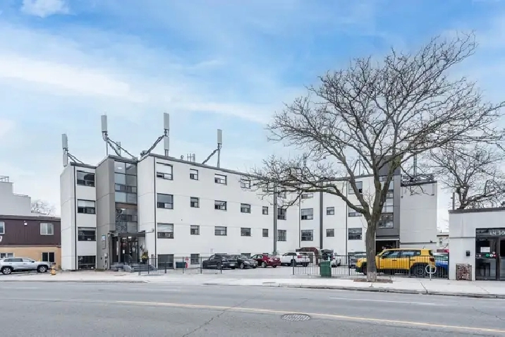 One bedroom, Kingston Road and Warden Ave - ID 2778