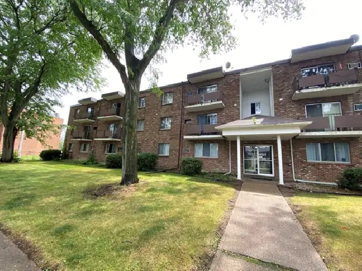 Spacious One Bedroom for Rent!