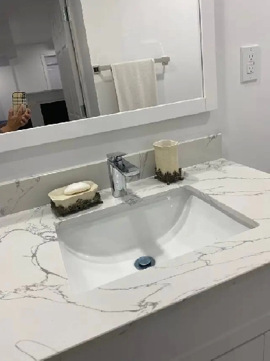 Brand-New Studio Room for Rent – Couple or Females Only