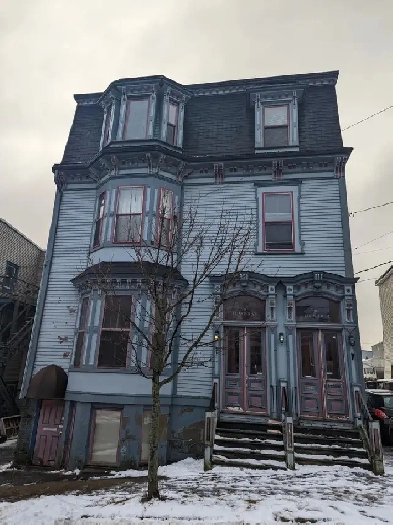 144 Leinster St - 2BR Uptown, Bright, Spacious, Regal, Heated!