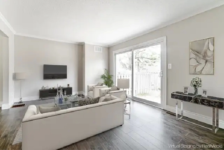 3 BEDROOM TOWNHOUSE FOR RENT IN OSHAWA!