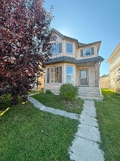 3 bedrooms and 2.5 washrooms single family house for RENT