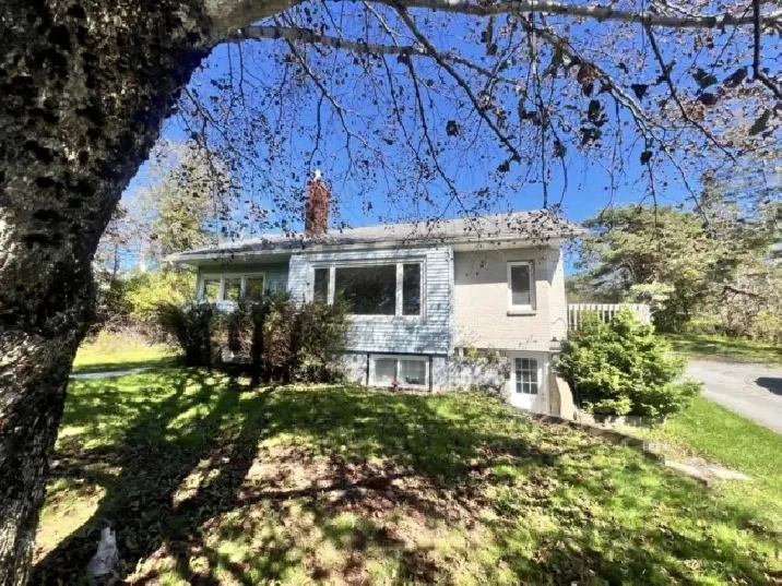GORGEOUS 2 BR 1 BATH MIDDLE SACKVILLE MAIN LEVEL UNIT AVAIL NOW