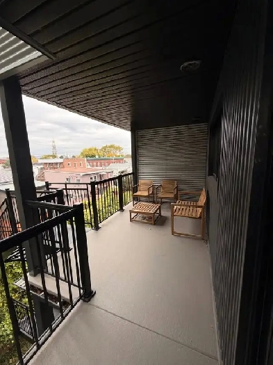 2 Beds 1 Bath - Apartment - CA$1,525 / Month