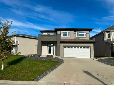Spacious New House with 4 Bedrooms Upstairs in Bridgewater