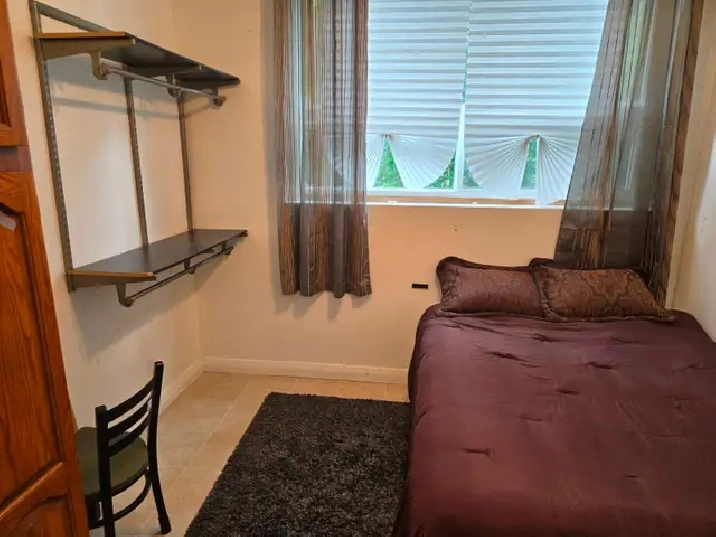 Furnished Rooms Available Immediately North Bay