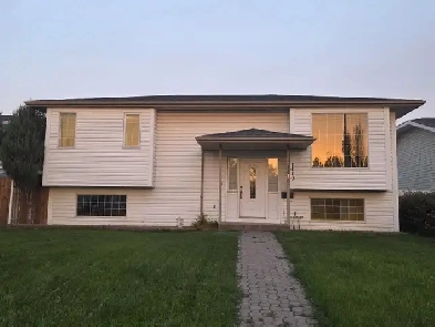 5 Beds 2 Baths House For rent