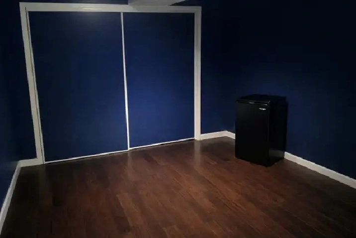 Couples Single private bedroom room for rent rental   utilities