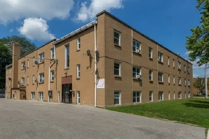 1-Bedroom for Rent — 6363 Wyandotte St E, Windsor — $1,395/mo al
