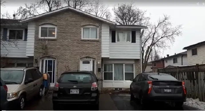 Private Furnished Master Bedroom for Rent – Near Conestoga Colle