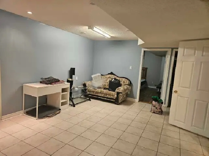 share bedroom  in basement 600 each or 1200  2 person can share