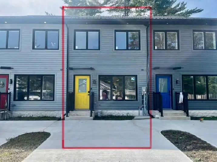Brand New 2-Story, 3 Bedroom Unit in Bridgewater Triplex