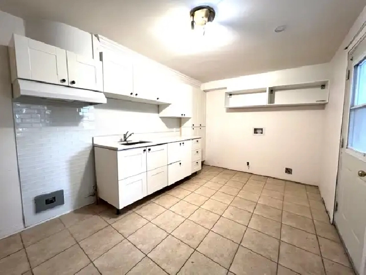 Spacieux 4 ½ situé au 2ᵉ étage d’un immeuble de huit logements