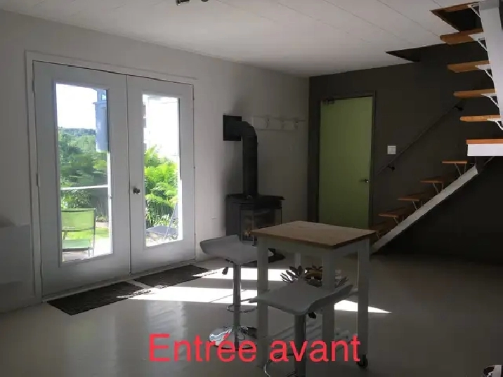 MAISON À LOUER À  FRELIGHSBURG EN ESTRIE