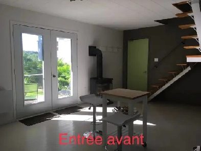 MAISON À LOUER À  FRELIGHSBURG EN ESTRIE
