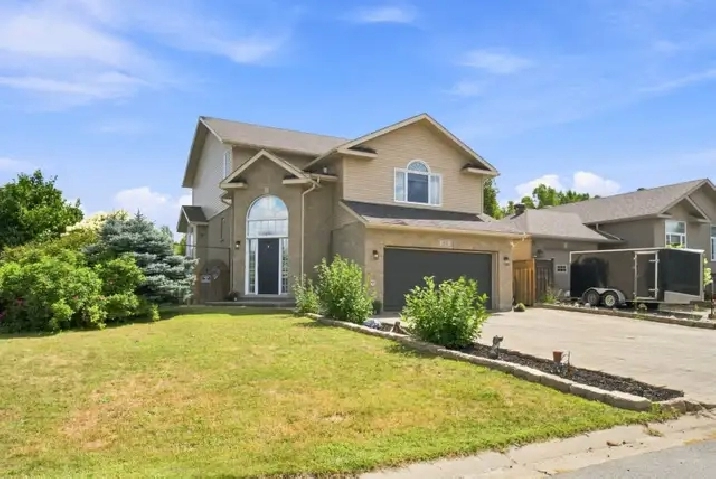 For Sale - Modern Family Living in Garson