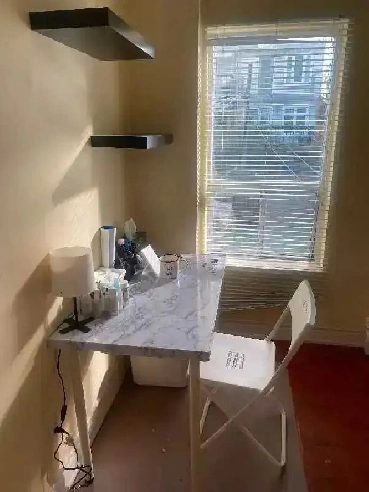 Private Bedroom & Bathroom - ideal for FEMALE