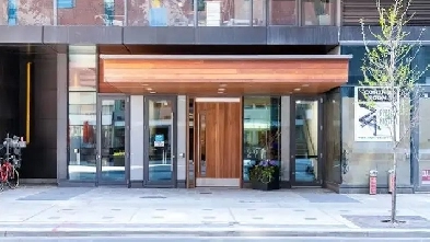 290 Adelaide Street West, Unit 1002, Toronto – $2,200/Month (Uti