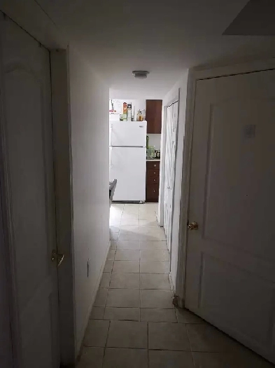 2 Bedroom Basement with 2 Parking Spots for Rent