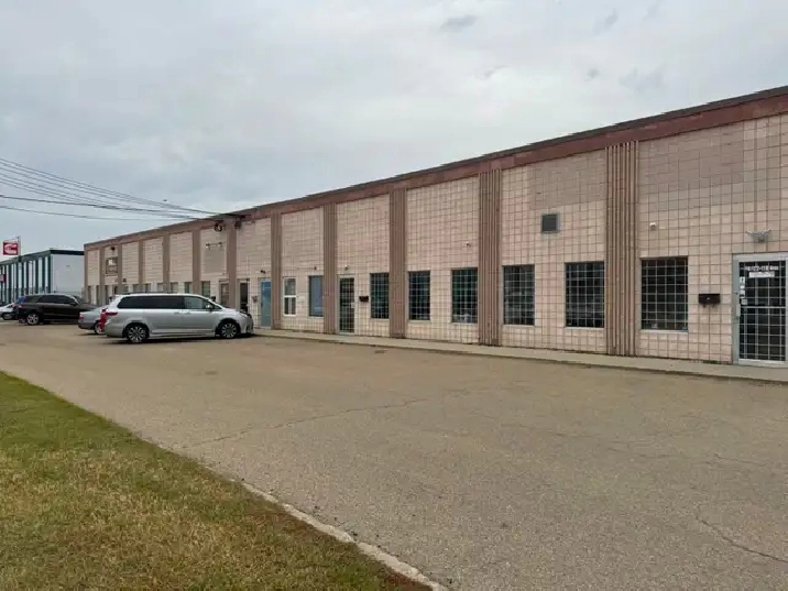 Westend Warehouse / Office Space