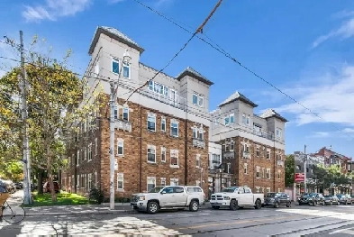 Bachelor apartment available in Little Italy
