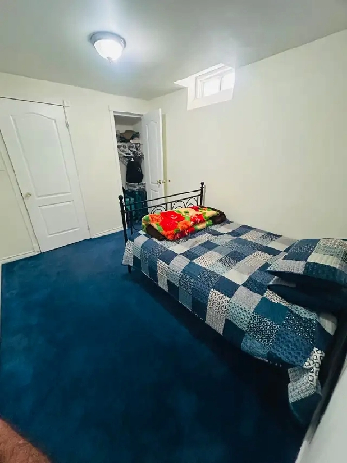 Private Room For Rent MILTON ( Derry & Thompson )