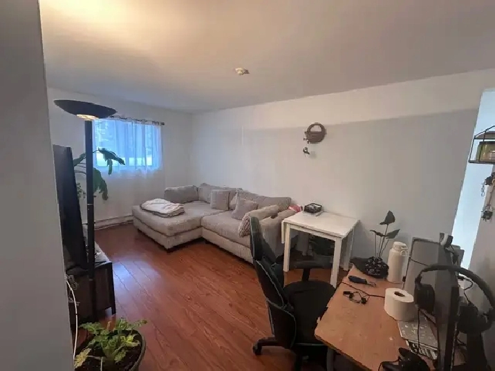 4 1/2 A LOUER LONGUEUILCOLLECTIVITÉ-NOUVELLE STYLE CONDO