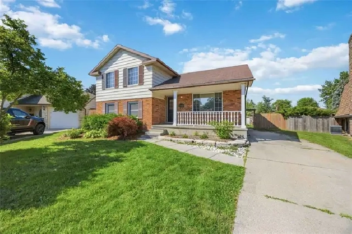 Short-Term 4 Bedroom Home – $1,995 Inclusive
