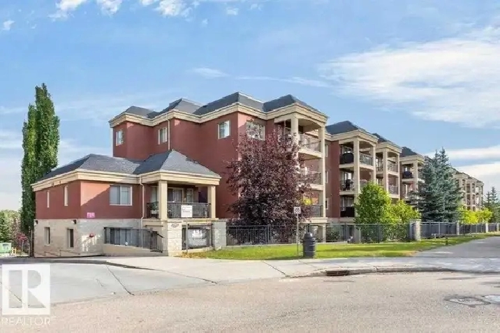 Fully Furnished 2 bed   den 2 bath Sherwood Park