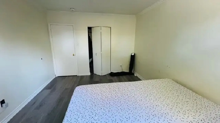 1 Large Bedroom 1 Parking  for rent near Bramalea City Cent