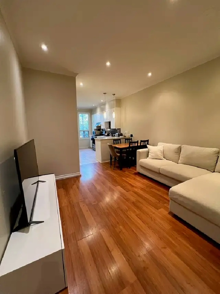 Appartement lumineux près du métro Jarry – 1er nov. 2026