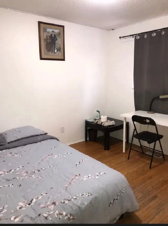 Queen size Beedroom for Rent