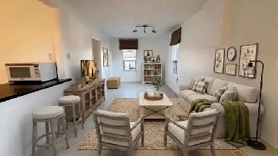 Bright 2-Bedroom Apartment with Private Rooftop Deck!!