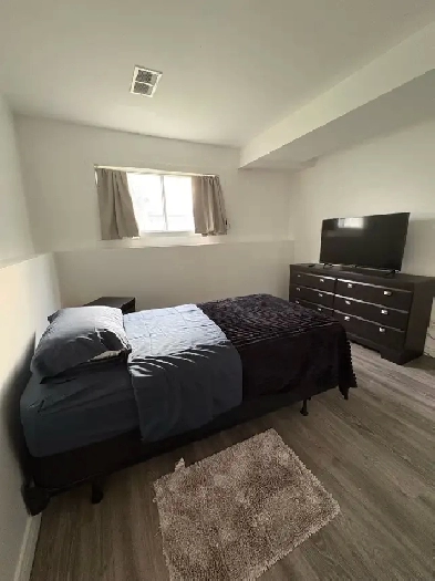 1 room for rent