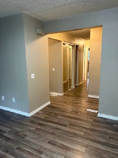 2 Bedroom Rundle Apartment For Sale