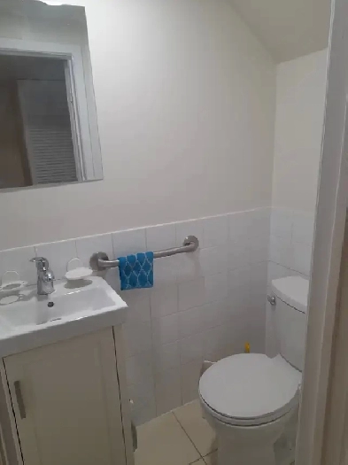 ROOM  FOR RENT IN A HOUSE