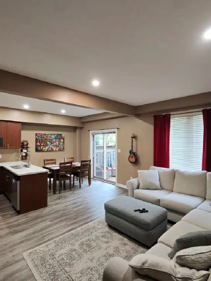 Beautiful townhouse available to rent  - North End