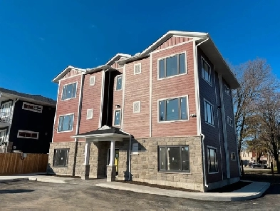 BEAUTIFUL 1 BEDROOM APARTMENT