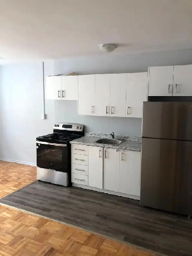 Large Two Bedroom Unit Steps from Upper James