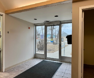 Commercial Office & Training Space for Lease – 431 Thames Avenue