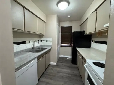 4611 - 50 Street - 2 House for Rent