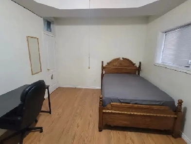 Room For Rent /North York / York Uni. Village
