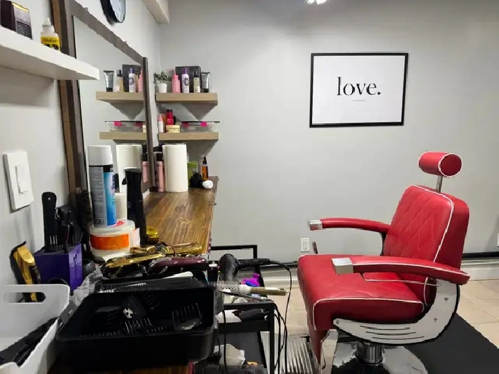 Fully Equipped Salon for .Rent | Private Entrance