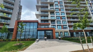 RICHMOND HILL: Brand New 1 Den/2Bath Condo For Rent w/PRKG