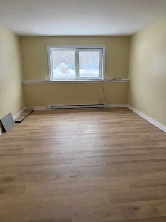 SYDNEY - 2 BEDROOM APARTMENT